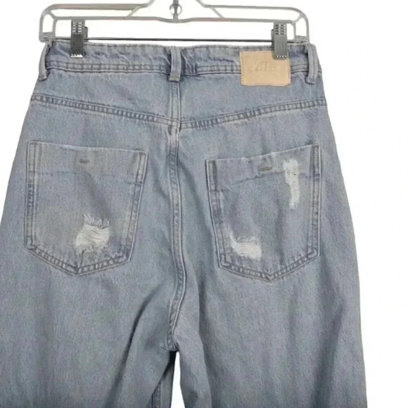 Zara Destroyed High Rise Full Length Jeans With Vents Slits Light Wash Raw Hem 6 - Picture 9 of 16